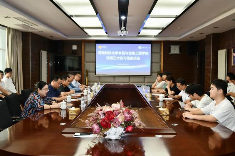 1695605621371435.jpg 640.jpg